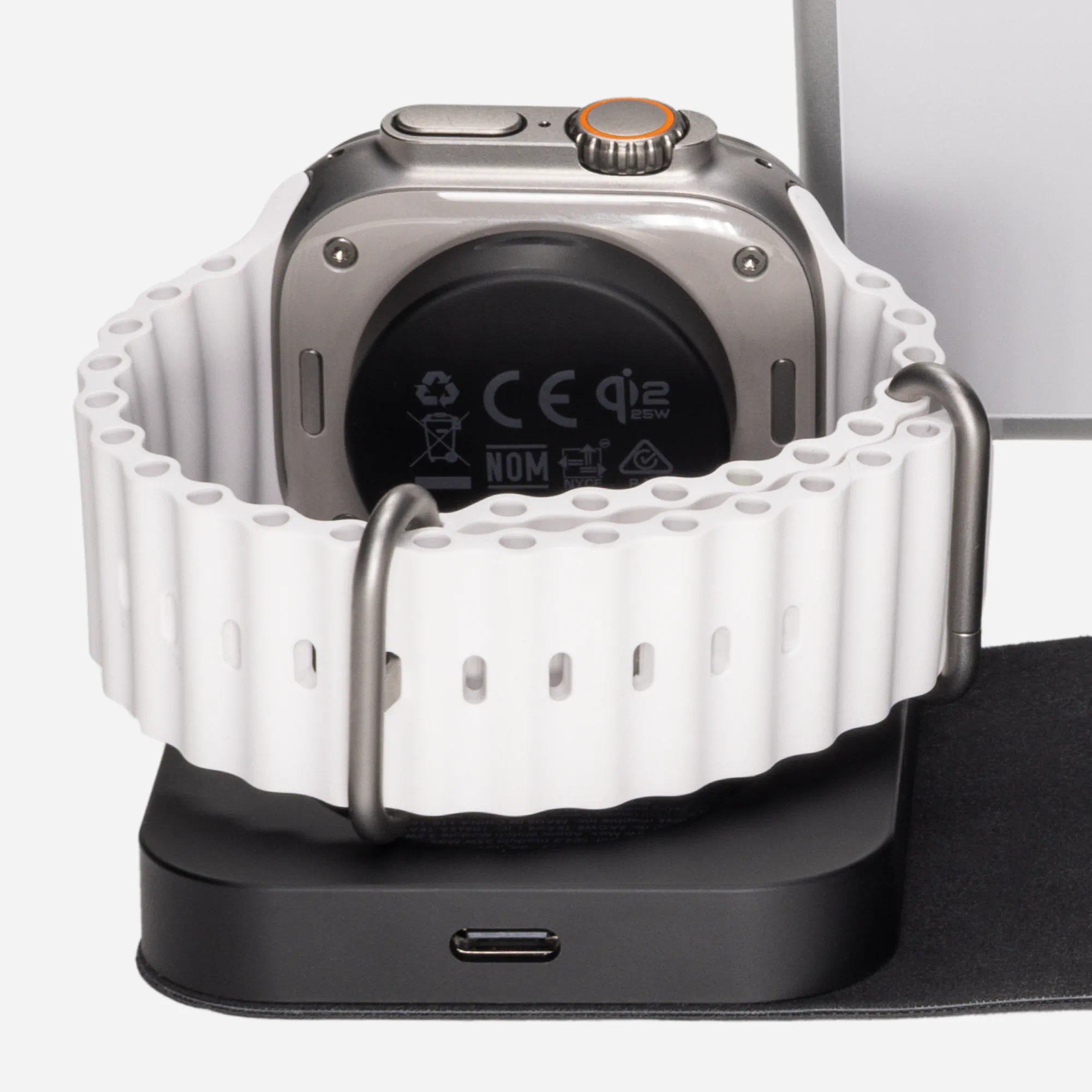 Roam 3-in-1 Travel Charger - Image 11