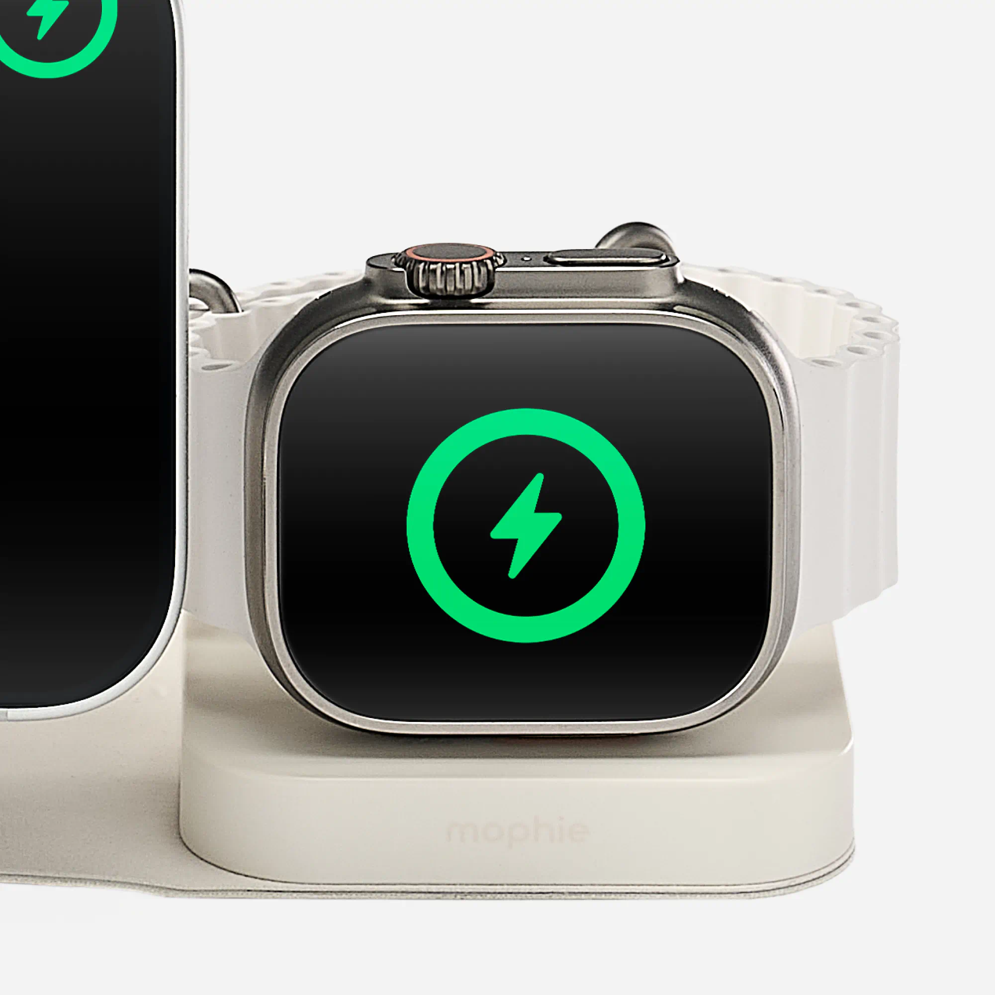 Roam 3-in-1 Travel Charger - Image 10